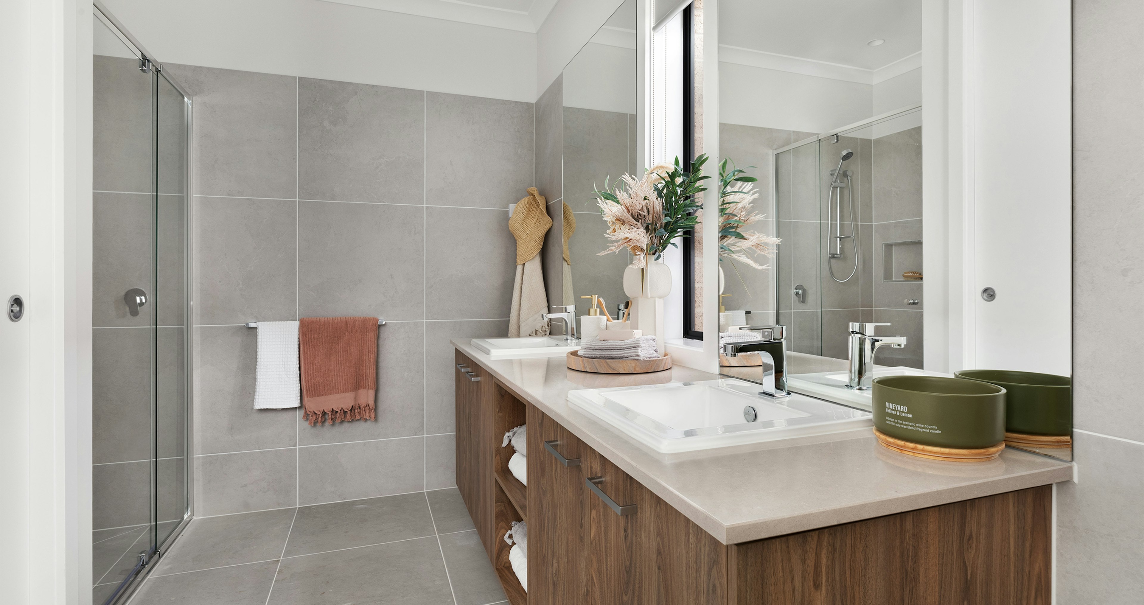 Lloyd 29 Polo Bathroom Tarneit Vic