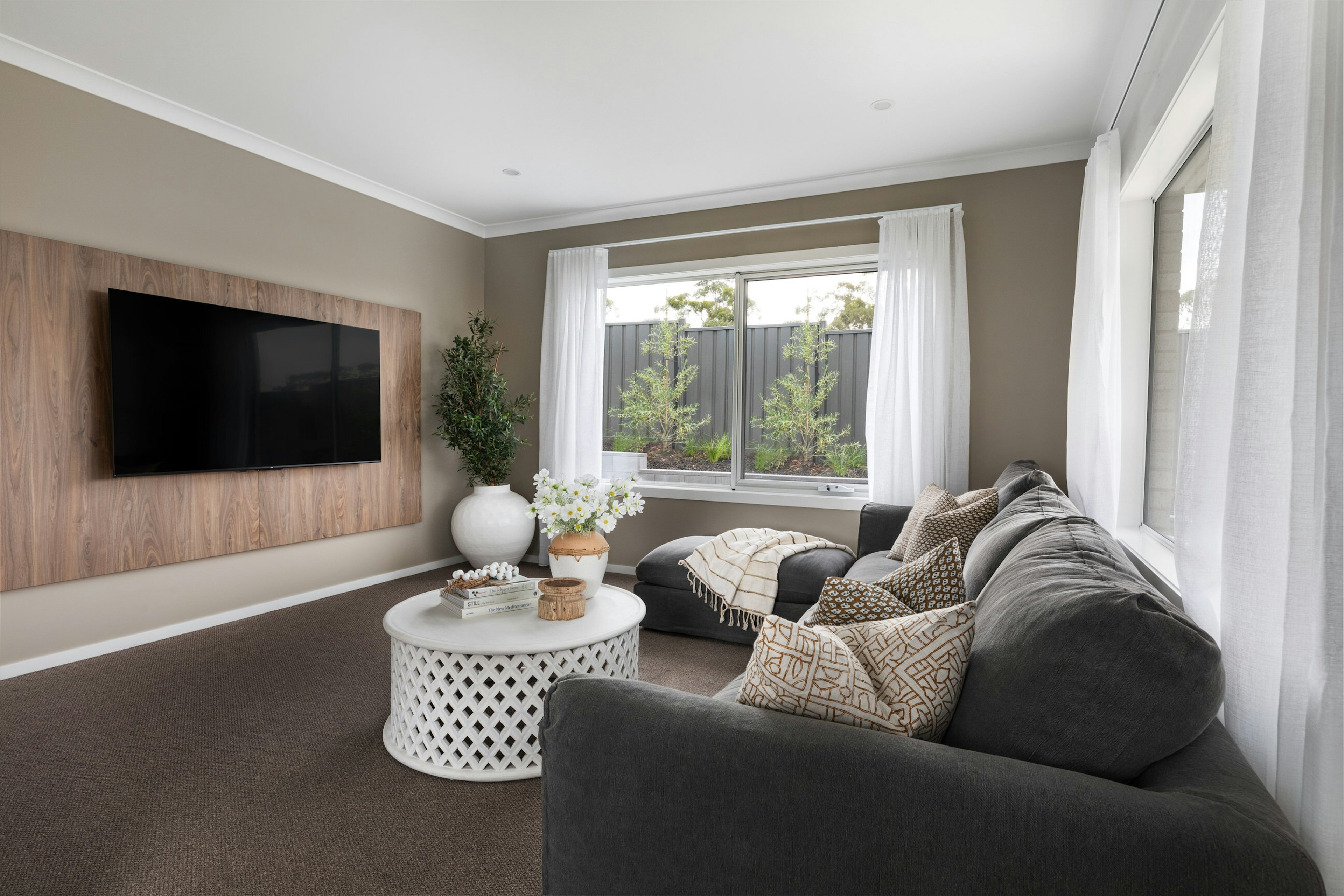 Strathfieldsaye Saffire 28 Sitting Room